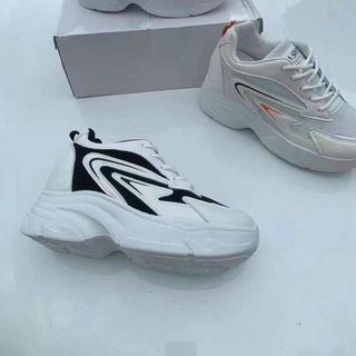 Giày thể thao nữ độn đế cá tính