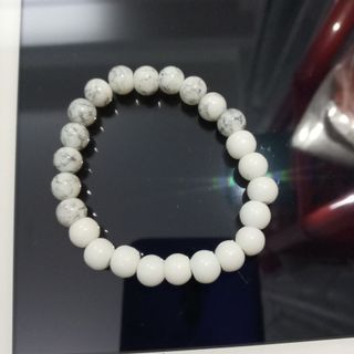 Chuỗi đeo tay đủ màu đẹp 8li