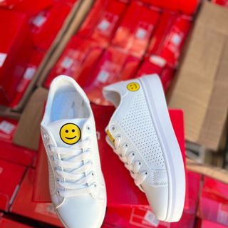 Bata trắng học sinh