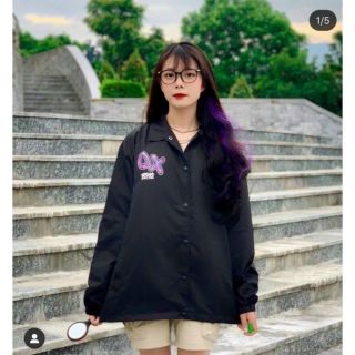 Áo khoác dù có nón in XOXO