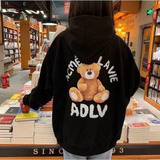 Áo hoodie tay phồng in ADLV form dưới 70kg