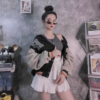 Áo khoác nhung logo thêu R