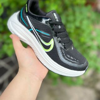 Giày thể thao nữ 4/8
