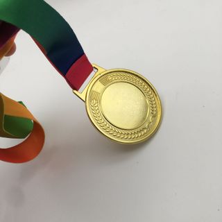 Huy chương thể thao giá rẻ, huy chương Bóng Đá, Bóng Chuyền, Cầu Lông vàng, bạc, đồng