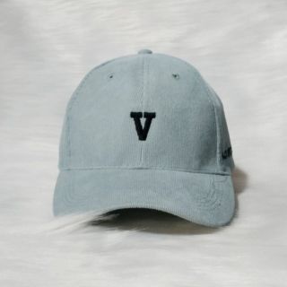 Mũ lưỡi trai, nón kết cao cấp nam nữ đẹp thêu chữ CHỮ V phong cách Ulzzang unisex