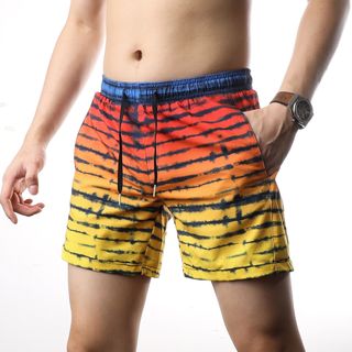 Short biển hoạ tiết cực độc và lạ