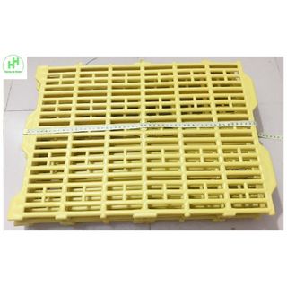 3 Tấm Nhựa Lót Sàn Chuồng Chó, Chuồng Heo, Mèo... Kích thước 40×55x3.5cm Có Thể Ghép Vào Nhau, Nhiều Màu - Tấm nhựa lót
