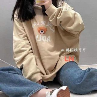 Áo hoodie nỉ tay phồng, hình in. From dưới 65kg, nón 2 lớp trùm qua đầu ,tay túm như hình sỉ: 72k - 82k ( sll giá tốt )
