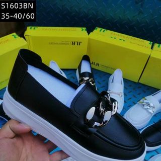 Giày lười nữ chất da mềm sỉ giá rẻ