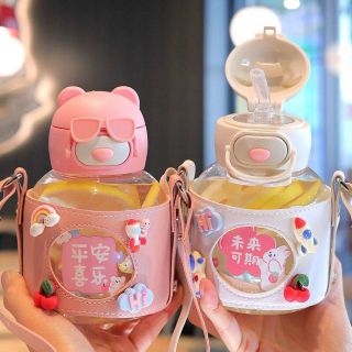 BÌNH NƯỚC HÌNH MẮT KÍNH GẤU SIÊU KUTE TẶNG KÈM DÂY ĐEO CÓ ỐNG HÚT TIỆN LỢI