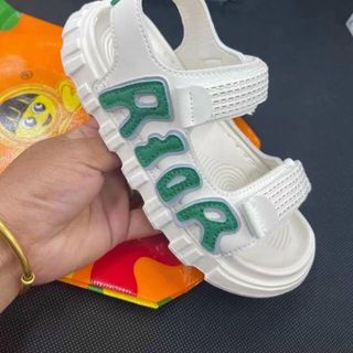 Sandal trẻ em quai ngang đế siêu mềm