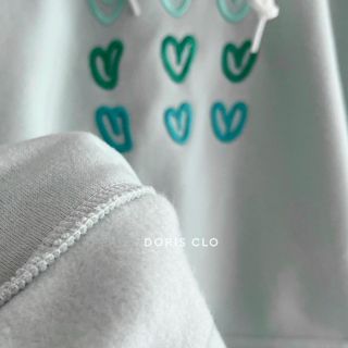 Áo hoodie logo trái tim form đẹp