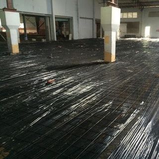 Nilong lót sàn đổ bê tông, màu đen, màng PE , nguyên cuộn khổ 1mx250m