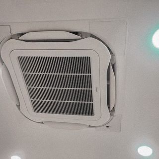 Máy lạnh âm trần Daikin luôn mang vẻ đẹp của thiết kế sang trọng