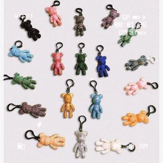 Set tự làm móc chìa khoá đính đá gấu Bearbrick DIY handmade