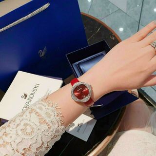 ĐỒNG HỒ SWWROVSKI CRYSTAL HOT HOT