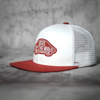 Mũ VanWhite & Red Snapback