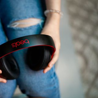 Tai Nghe Bluetooth Chụp Tai Chống Ồn Beats Studio3 Wireless 22HR Giá Sỉ