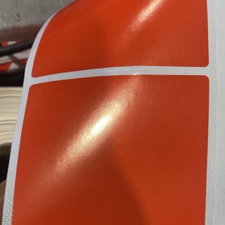 Decal bế trắng , nhuộm nền