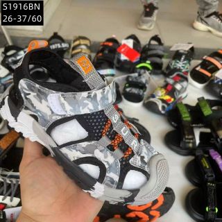 Sandal trẻ em đế cao su mềm sỉ giá rẻ