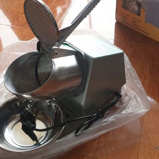 Máy bào đá 1 lưỡi HK 109