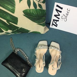 Sandal nữ gót trong cao7p quai ngang đính đá màu xám CG0019