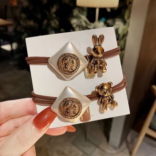 CHUN CỘT TÓC HÌNH GẤU, THỎ
