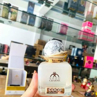 Nước hoa c.o.c.o t.r.ắ.n.g