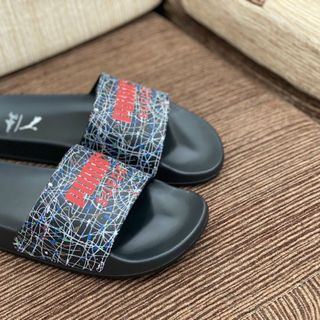 Dép đúc in tỉnh điện pum