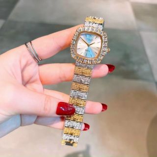 ĐỒNG HỒ ROLLEX VUÔNG NỮ NEW