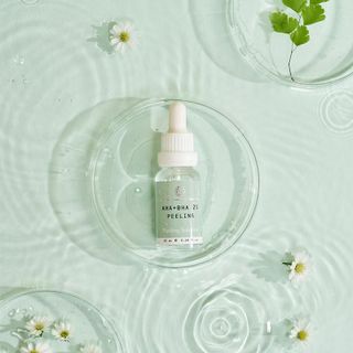 Tẩy da chết hỗ trợ làm sạch bụi bẩn, dầu thừa trên da AHA+BHA 2% PEELING SERUM - 20ml - Hathor Beauty