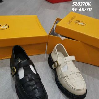 Giày lười nữ chất da mềm có quai cài
