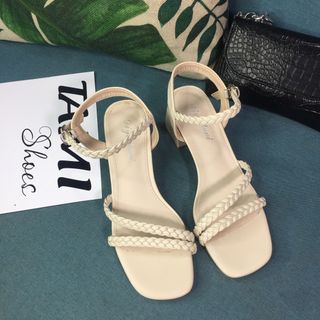 Sandal nữ gót vuông cao 5,2cm chất da mềm màu Kem da CG0010