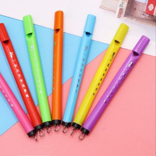 Cây sáo bằng nhựa thổi nghe rất hay