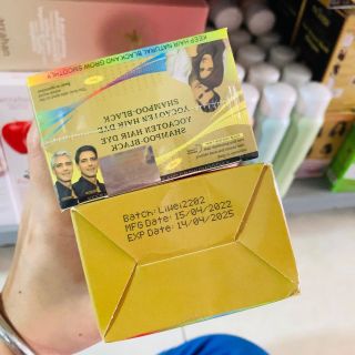 Gội đen kèm lược Yocaoten chai 200ml