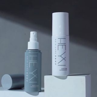 Xịt khoá trang điểm Heyxi