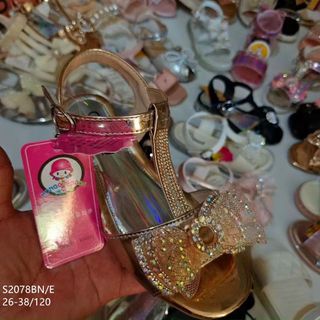 Sandal trẻ em chất da mềm cho bé gái đi học