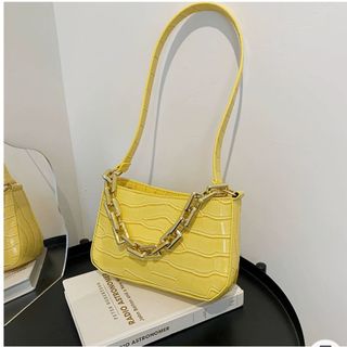 Túi đeo chéo da bóng phối xích