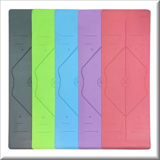 Thảm Yoga Định Tuyến & Không Định Tuyến