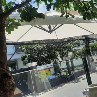 Dù lệch tâm tròn đường kính 3m ( Đã bao gồm đế) thân hợp kim