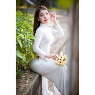 BỘ ÁO DÀI LỤA MĨ MÀU TRẮNG