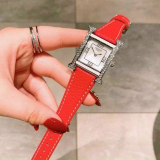 ĐỒNG HỒ HERRRMES NỮ XINH