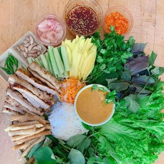 Nem nướng Phên - nha trang