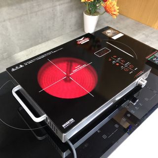 Bếp điện Hồng Ngoại Ladomax Ha-666