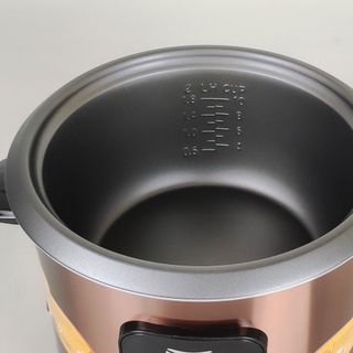 Nồi cơm 2.2L nắp rời Ladomax Ha-7122 dùng cho gia đình trên 6 người ăn