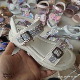 Sandal trẻ em chất da mềm kiểu dáng dễ thương sỉ giá rẻ