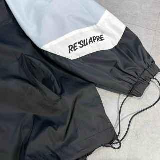 Áo khoác dù phối logo thêu resuaple bao đẹp