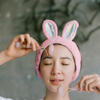 Cây Lăn Massage Thạch Anh Hồng