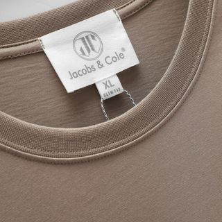 Quần áo nam, áo thun cổ tròn chất vải mướt mịn, dày dặn, thoáng mát. Tổng 11 gam màu hot trend phục vụ khách . size từ 55kg - 85kg