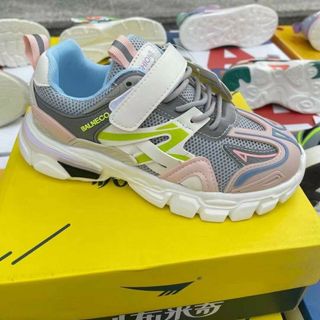 Giày thể thao trẻ em năng động S2289